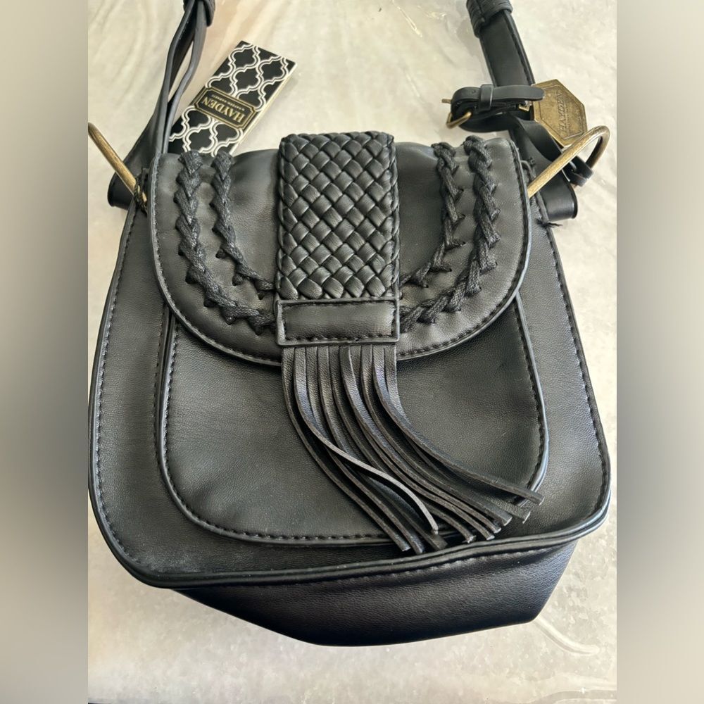 HAYDEN BY HAYDEN HARNETT BLACK PURSE Crossbody Shoulder Strap Gold Colored